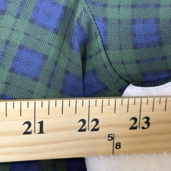 Talbots Plaid Blouse Womens Size Medium Green Blue Long Sleeve Holiday Fall - Picture 9 of 10